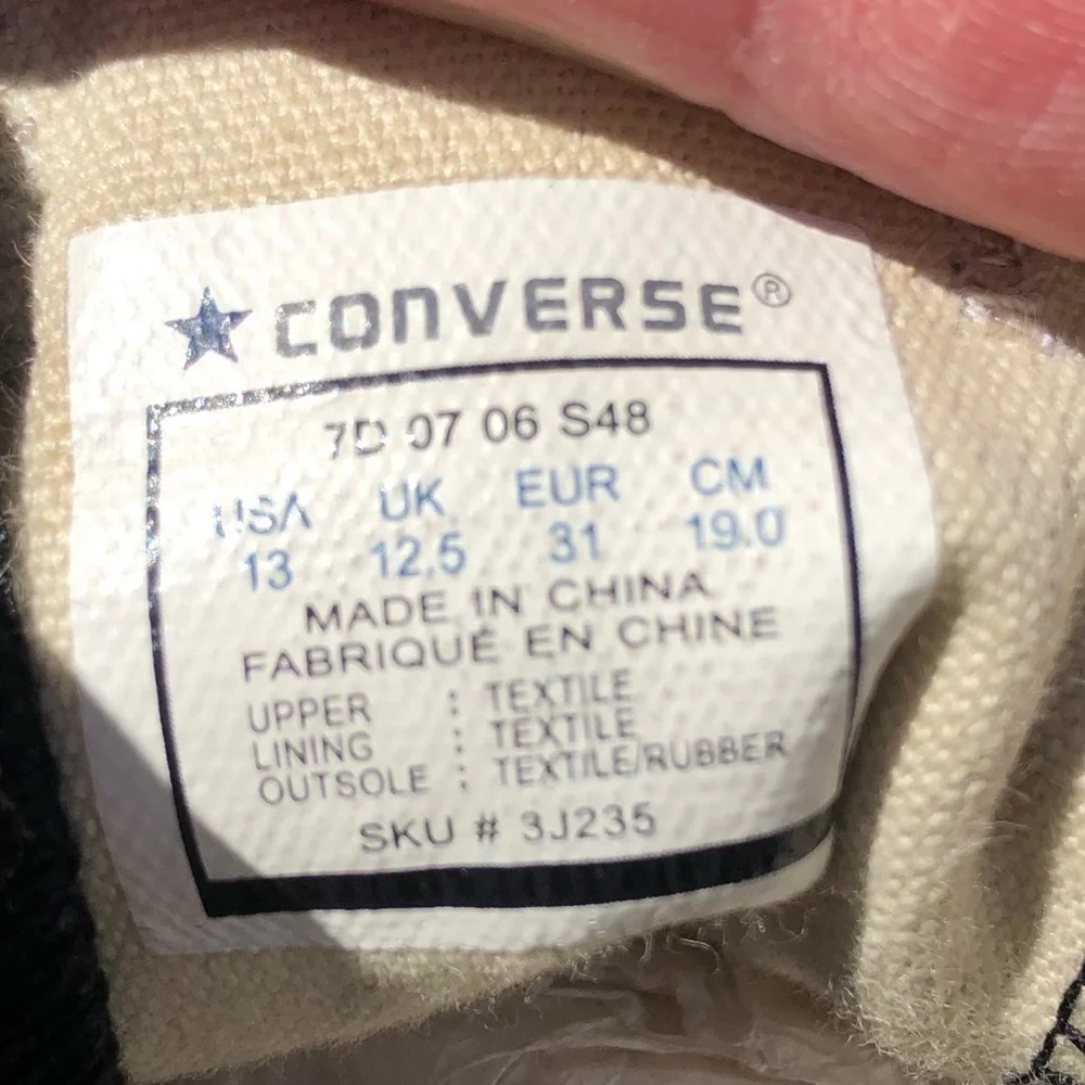 - Converse Black Canvas All-Star Sneakers w/NEW Orange Laces! EUC!